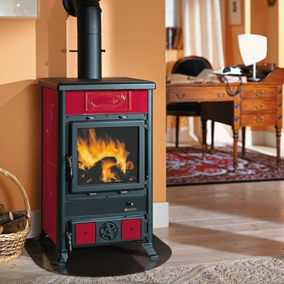 Semineu italian pe lemne La Nordica Rossella R1 rosu, 8,8kW - Compară produse