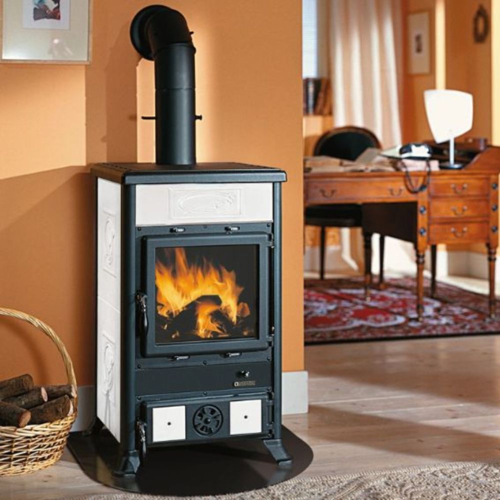 Semineu italian pe lemne La Nordica Rossella R1 alb, 8,8kW | Sobe și șeminee italiene pe lemne |  |