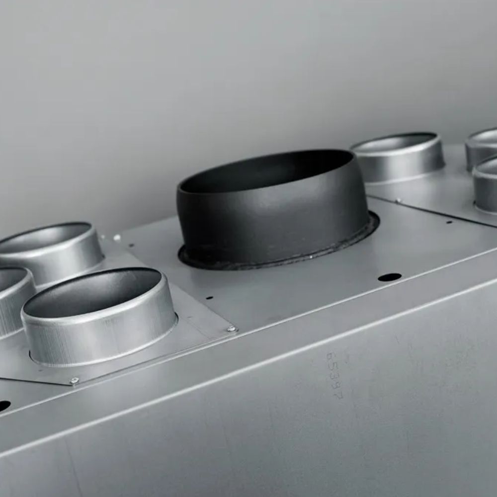 Focar Semineu UNIFLAM 860 EVO PBS cu conducte de aer și alimentare cu aer, partea dreaptă, 15 kW | Focare Seminee Pe Lemne | Focare Seminee |